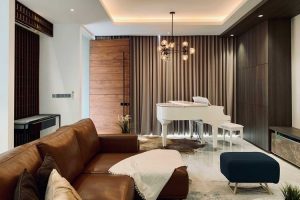 interior post 1